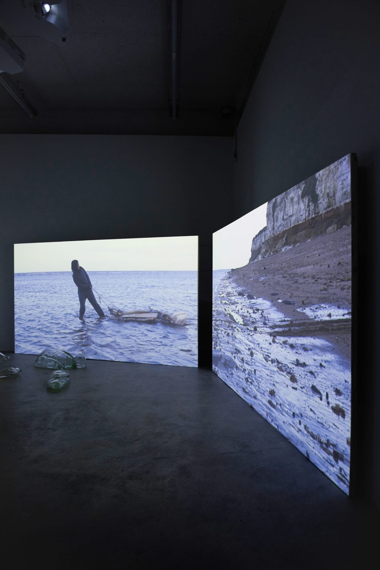 Seongeun Lee, Naumachia, at Caption Seoul, (Photography: Yumin Lee & Bokyoung Han), courtesy by the artist, 2024